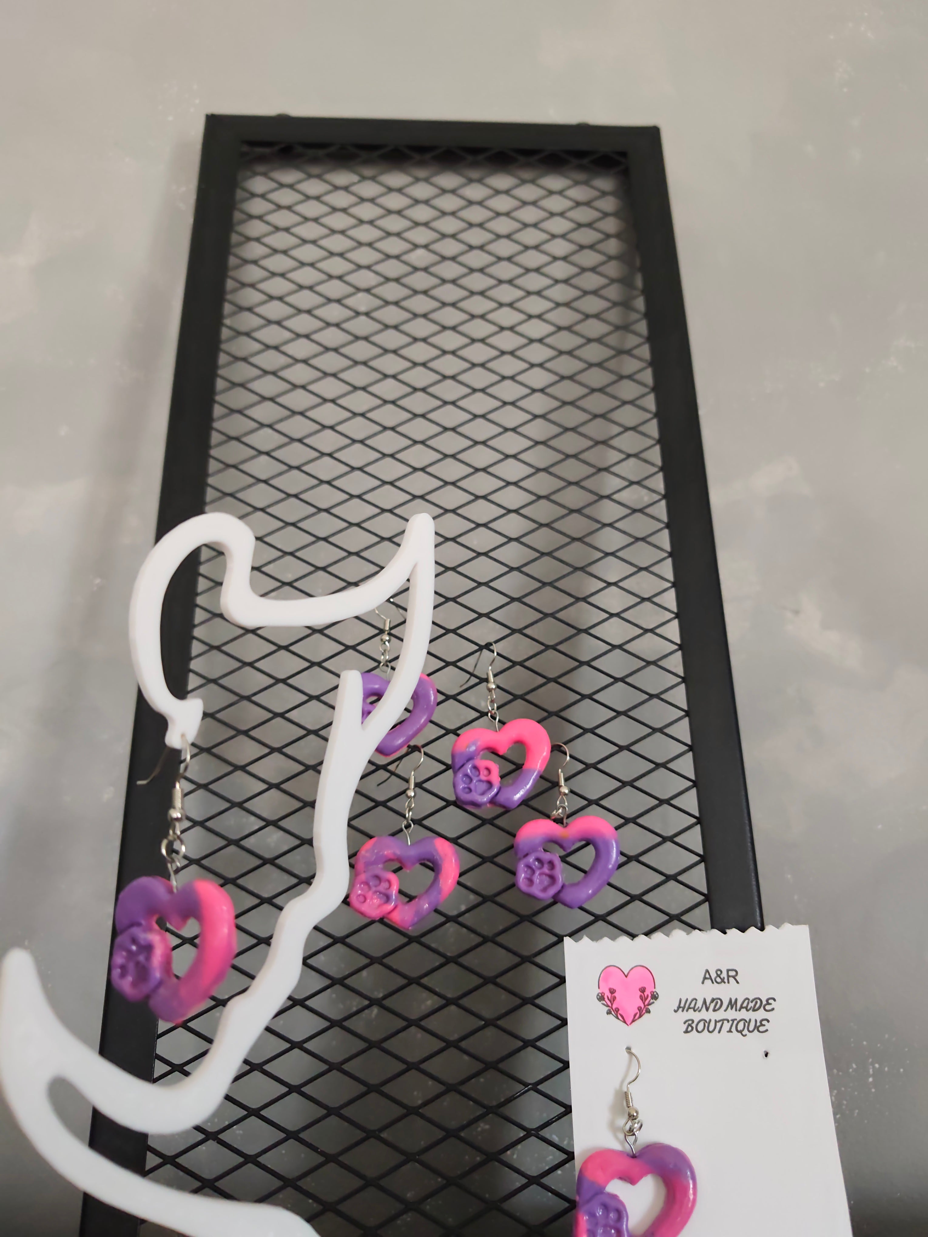 Chic Paw Heart